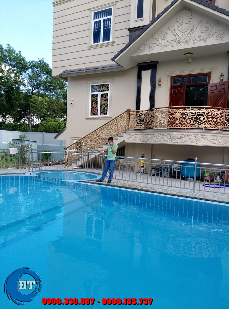 Được sở hữu riêng cho ngôi nhà của mình một hồ bơi thì không còn gì bằng, nó nâng cao giá trị ngôi nhà cũng như giá trị sống của gia đình bạn